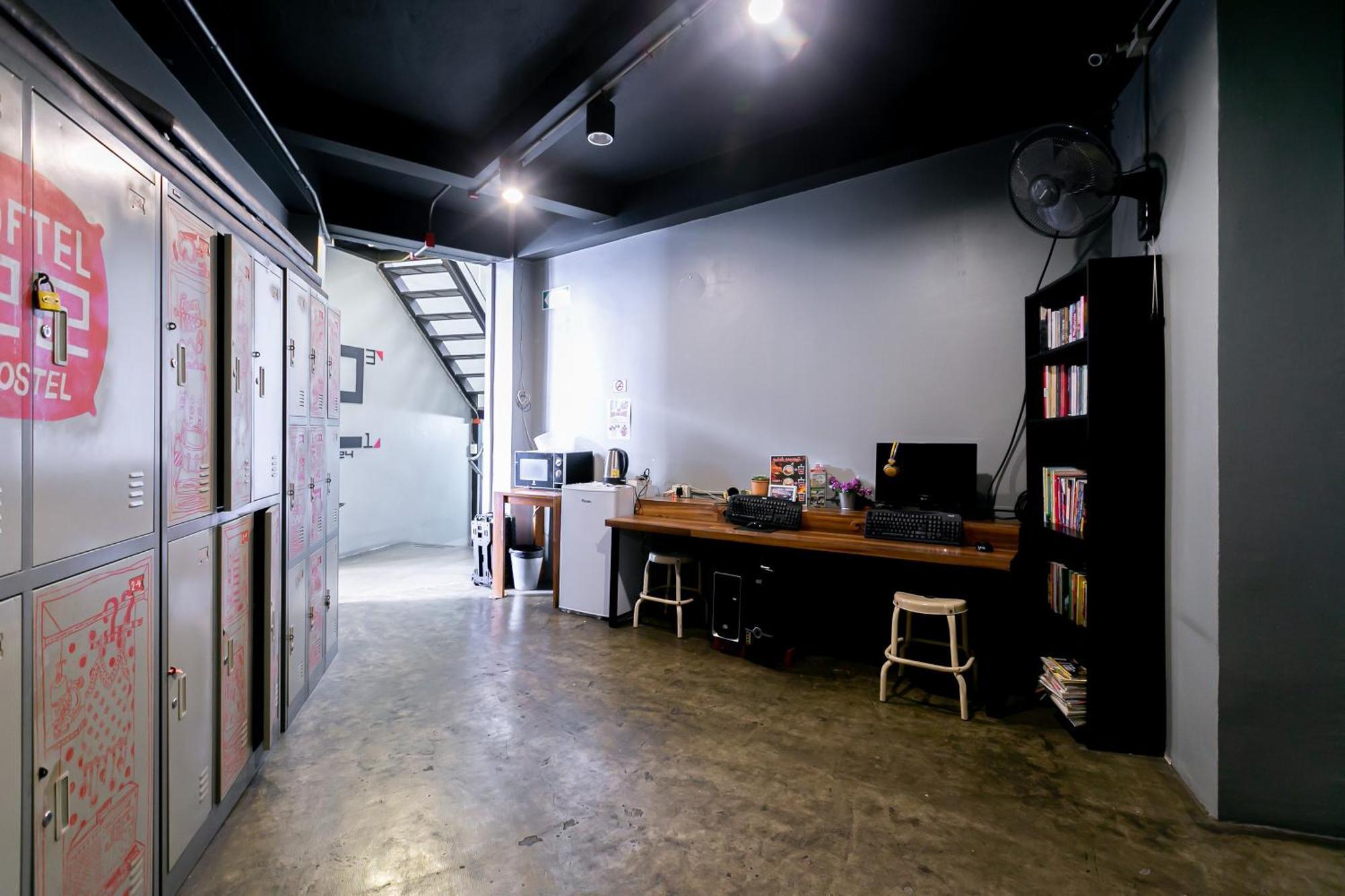 Loftel 22 Hostel Bangkok Ngoại thất bức ảnh
