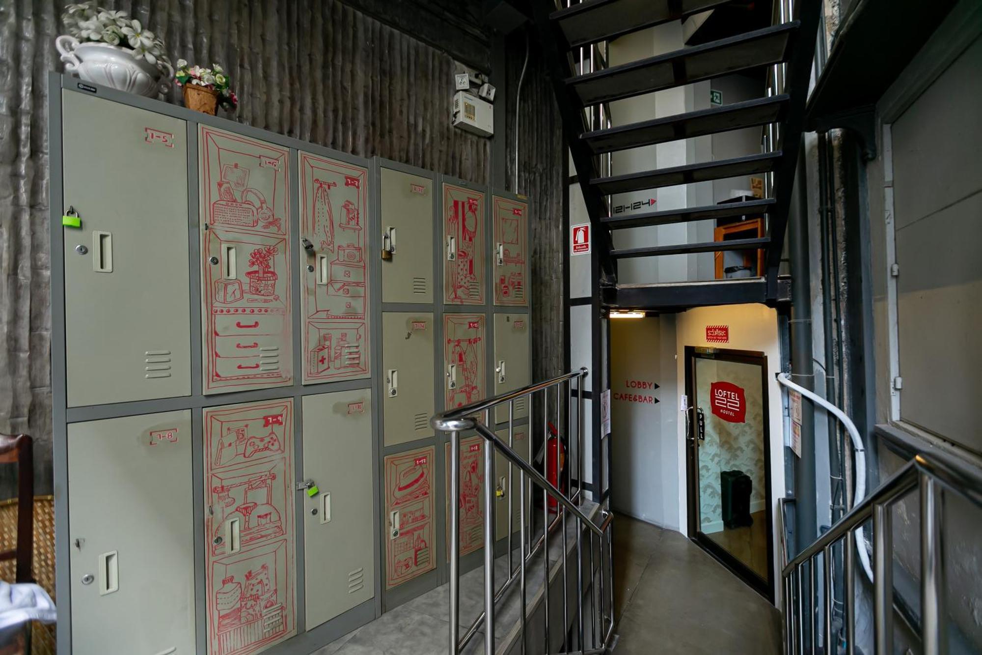 Loftel 22 Hostel Bangkok Ngoại thất bức ảnh