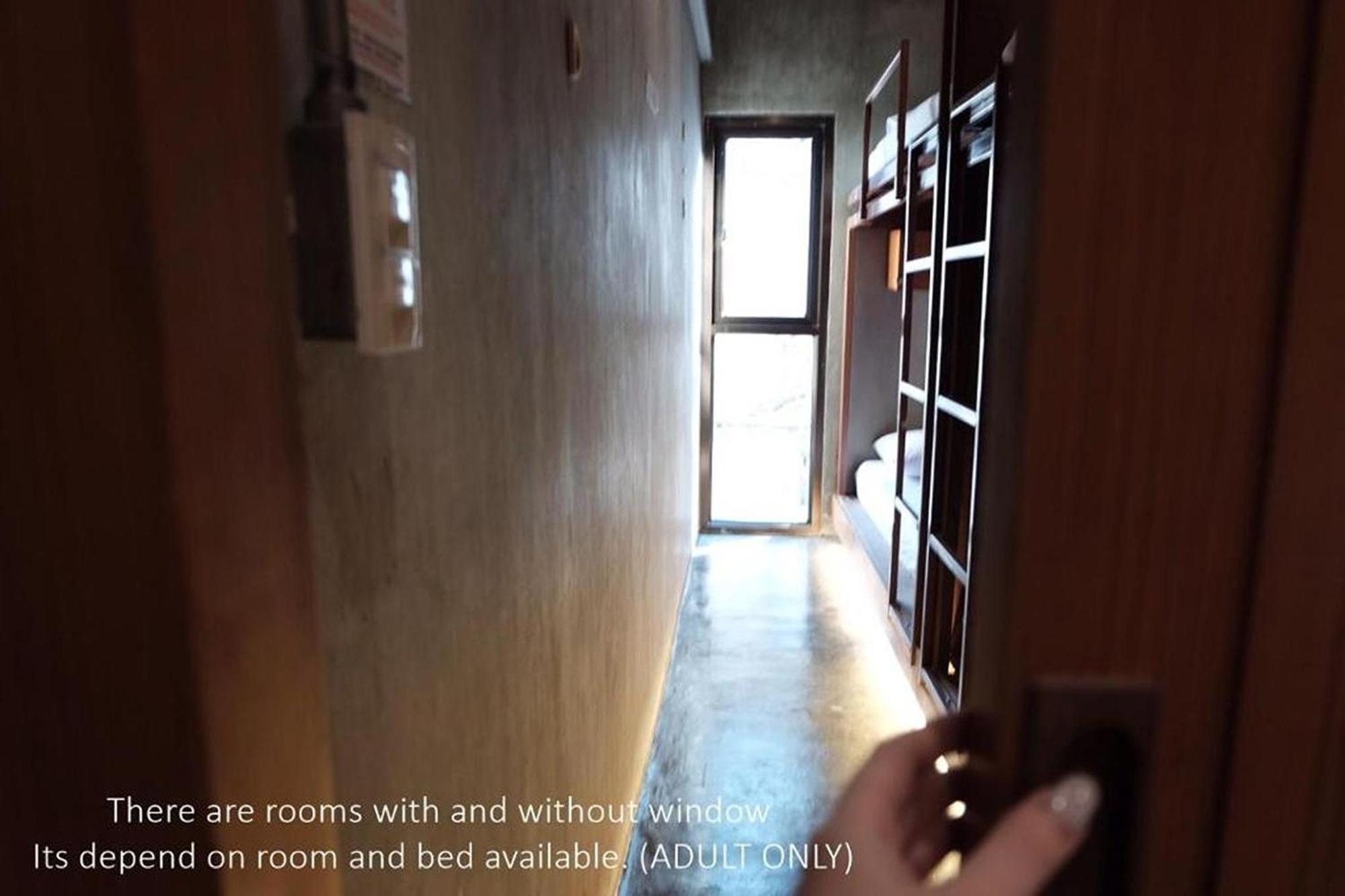 Loftel 22 Hostel Bangkok Ngoại thất bức ảnh